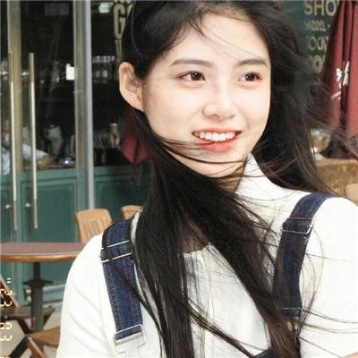 女孩罗塞玛莉